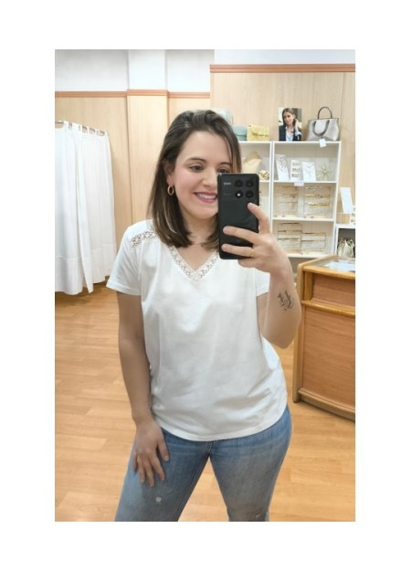 CAMISETA BLANCA