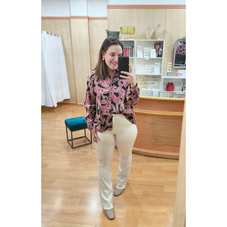 PANTALÓN VAQUERO FLARE BEIG