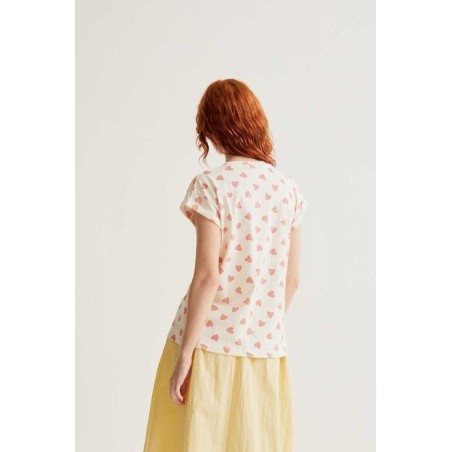 CAMISETA ESTAMPADA CORAZONES