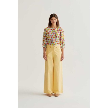 CAMISA ESTAMPADO TULIPANES
