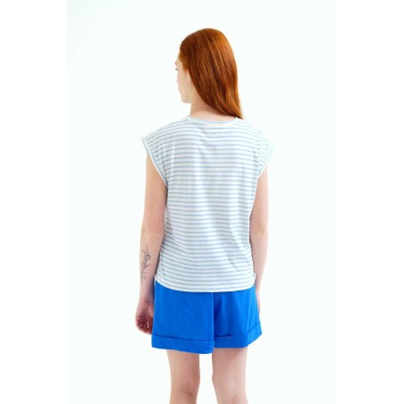 CAMISETA RAYAS BLANCAS Y AZUL