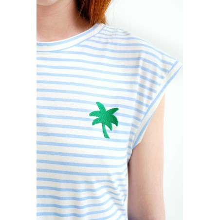 CAMISETA RAYAS BLANCAS Y AZUL