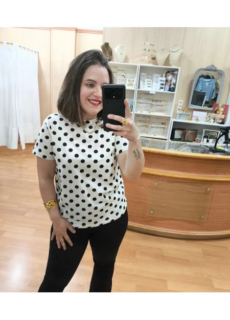 CAMISETA LUNARES NEGROS