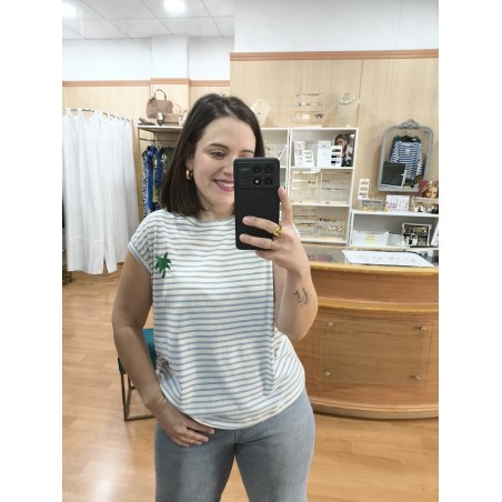 CAMISETA RAYAS BLANCAS Y AZUL