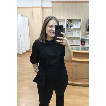 CAMISETA NEGRA